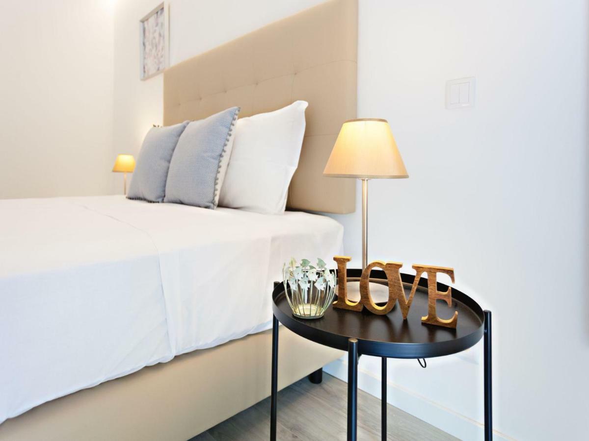 Faro Clara Suites Exteriör bild